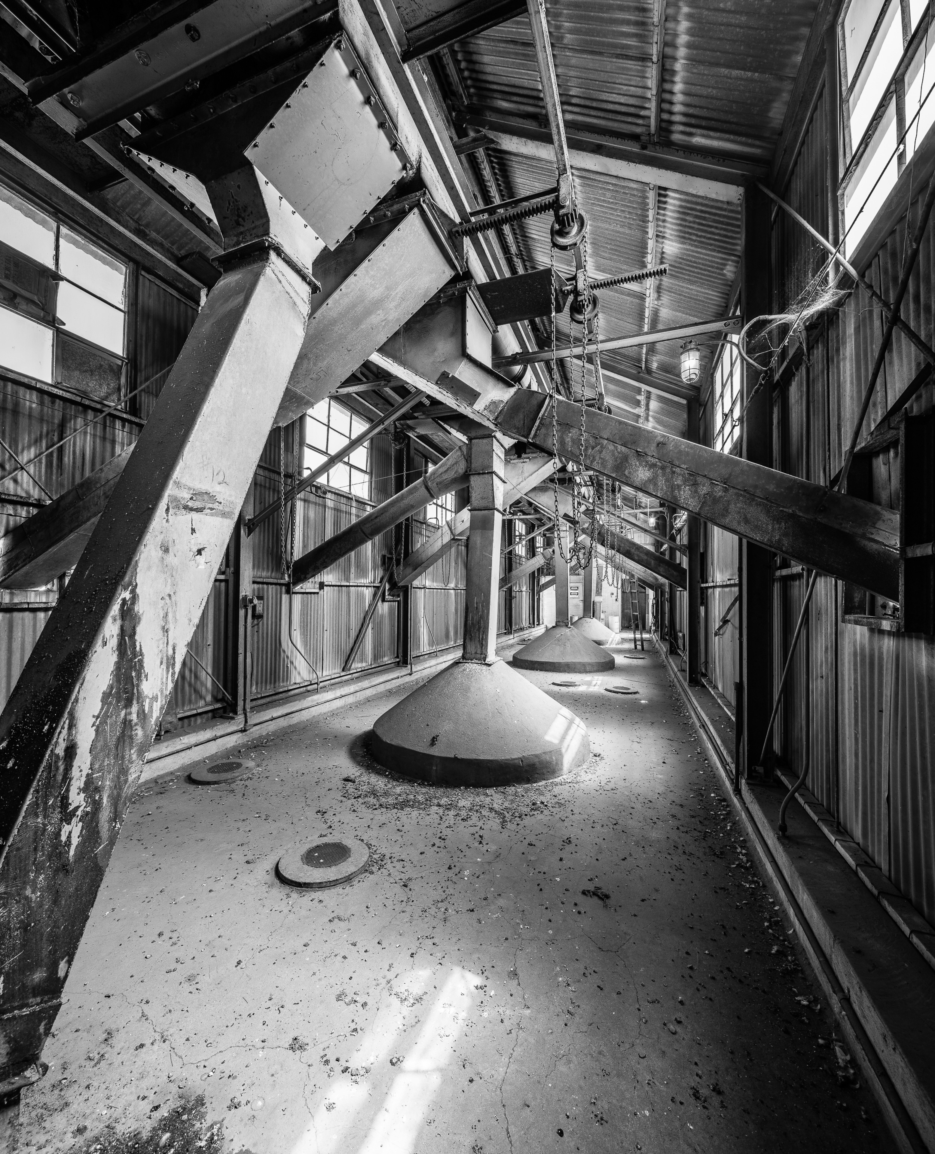 Chain Gang | Grange Feeds Silo/Modesto, CA | St. Stan's Brewing Co.