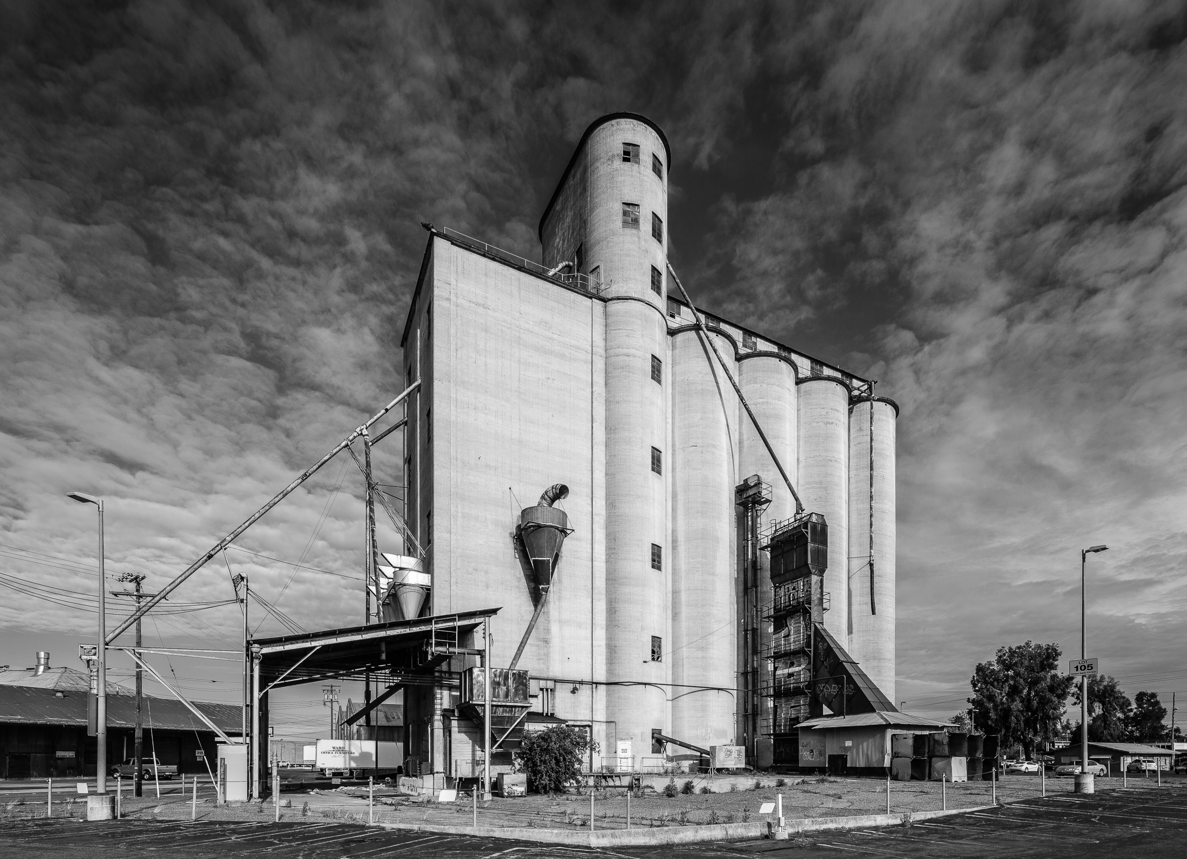 Stan Tall | Grange Feeds Silo/Modesto, CA | St. Stan's Brewing Co./Valley Interiors & Design