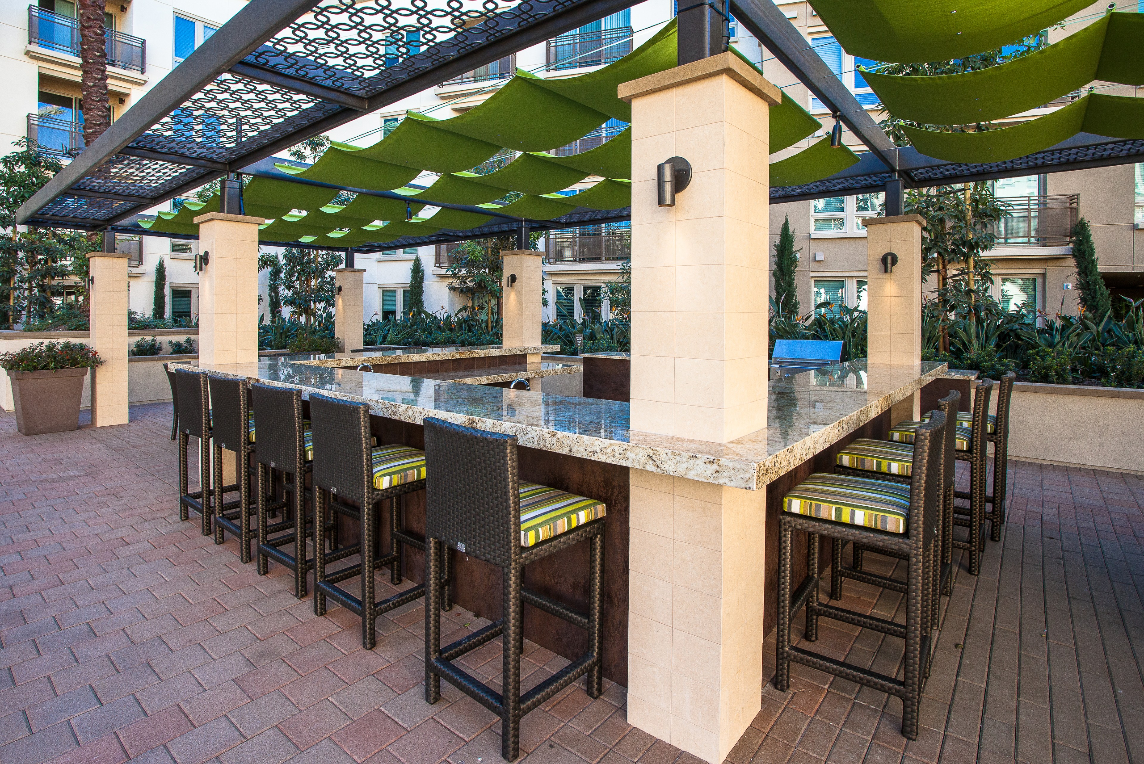 Outdoor Lounge | Riverview Apartments, San Jose, CA | The Irvine Company